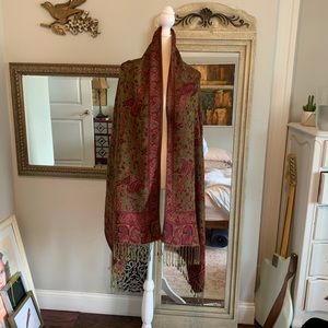 EUC RED GREEN PAISLEY SILK PASHMINA